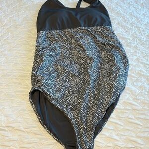 Senita Athletics Gray Dotted One Piece Swimsuit